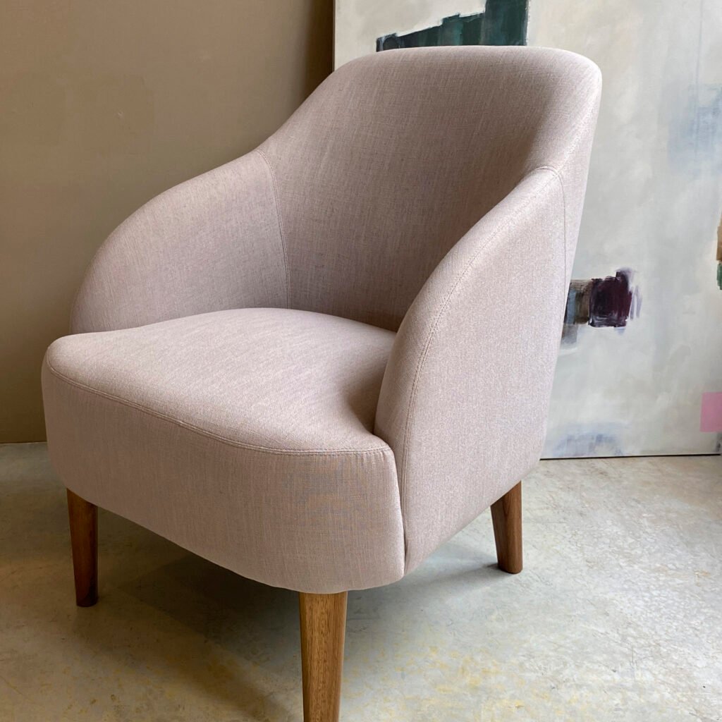 Sillón Poltrona de Diseño con Apoya brazos